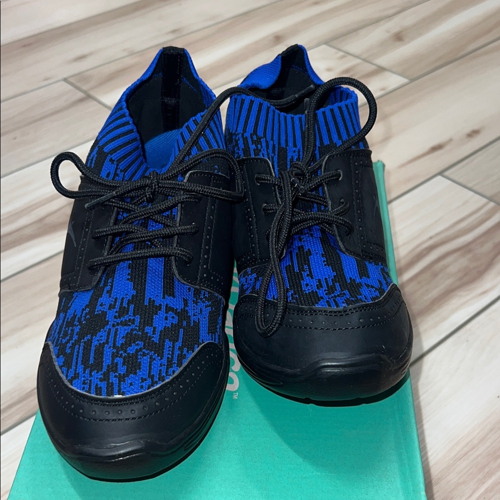 So Danca Adult Multi Colores split Sole dance sneaker 9.5